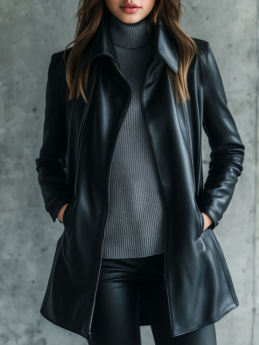 Chaqueta negra efecto piel con capucha