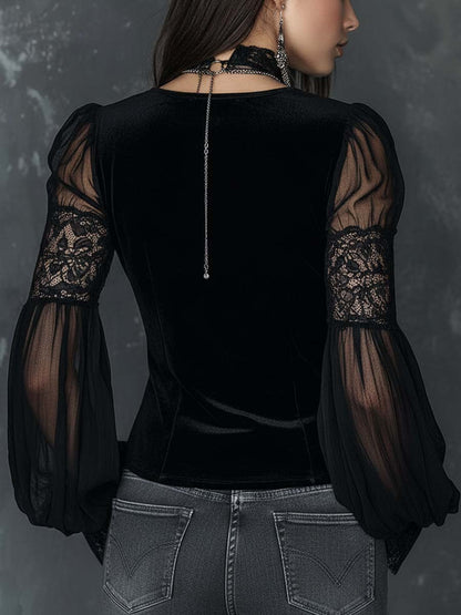 Blusa Vintage de Terciopelo con Cuello Henley, Mangas Semitransparentes y Detalles de Encaje