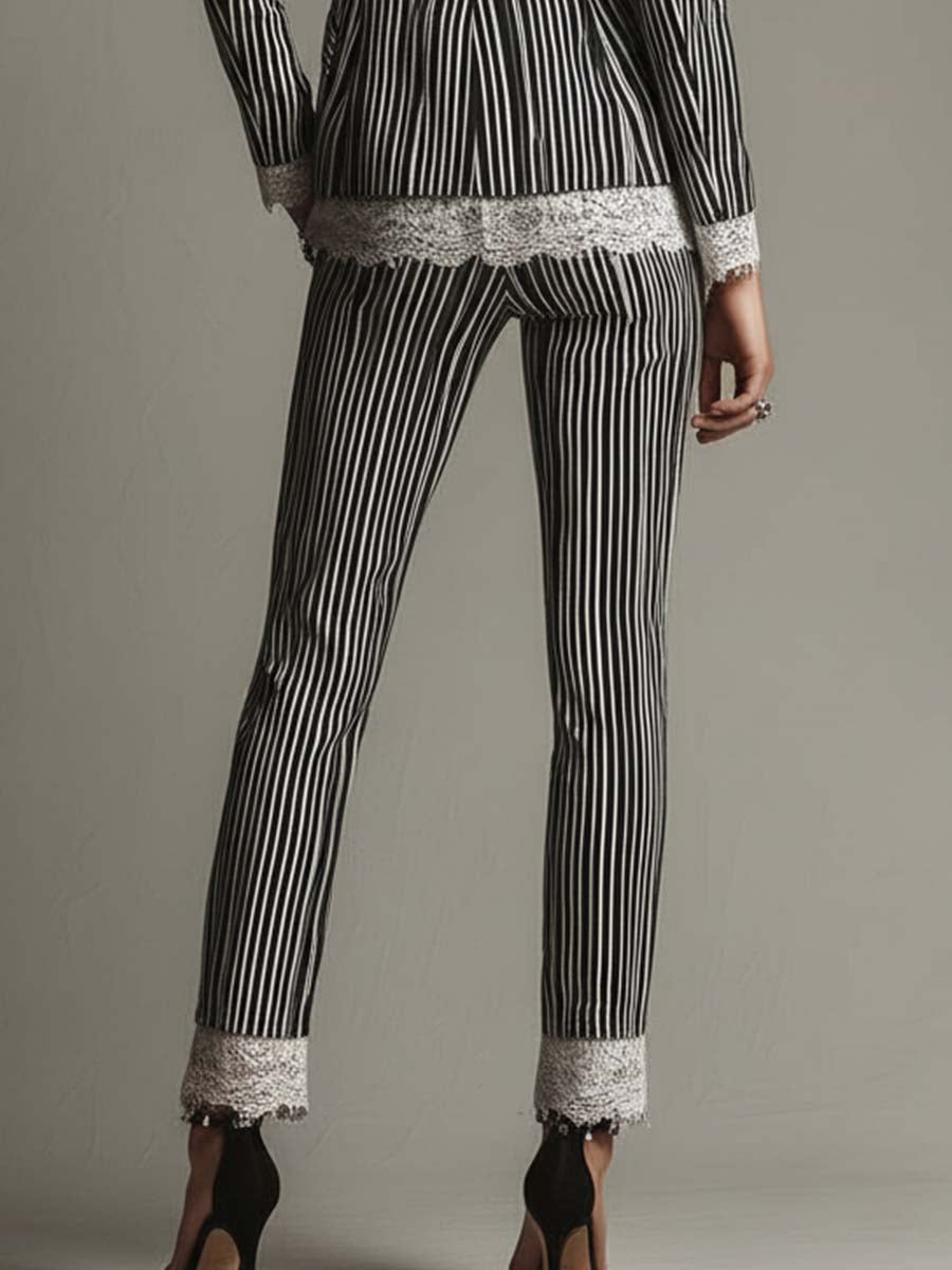 Pantalones Vintage de Rayas con Detalles de Encaje