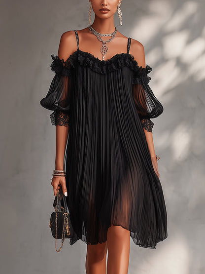 VictorIa| Mini vestido negro de muselina con hombros al aire y ribete de encaje