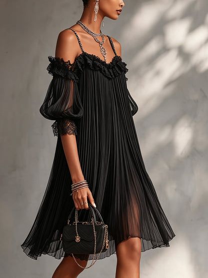 VictorIa| Mini vestido negro de muselina con hombros al aire y ribete de encaje