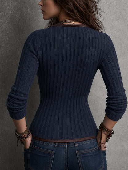 Chaqueta de punto con cremallera irregular y ribetes en contraste de efecto cuero
