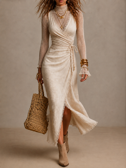 Vestido midi de lino natural cruzado con fruncido y detalles de encaje