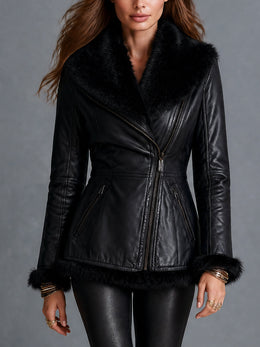 Chaqueta negra efecto piel con ribete de pelo