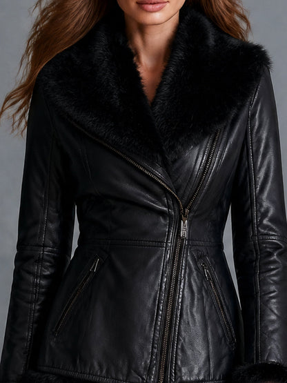 Chaqueta negra efecto piel con ribete de pelo