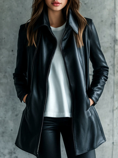 Chaqueta negra efecto piel con capucha
