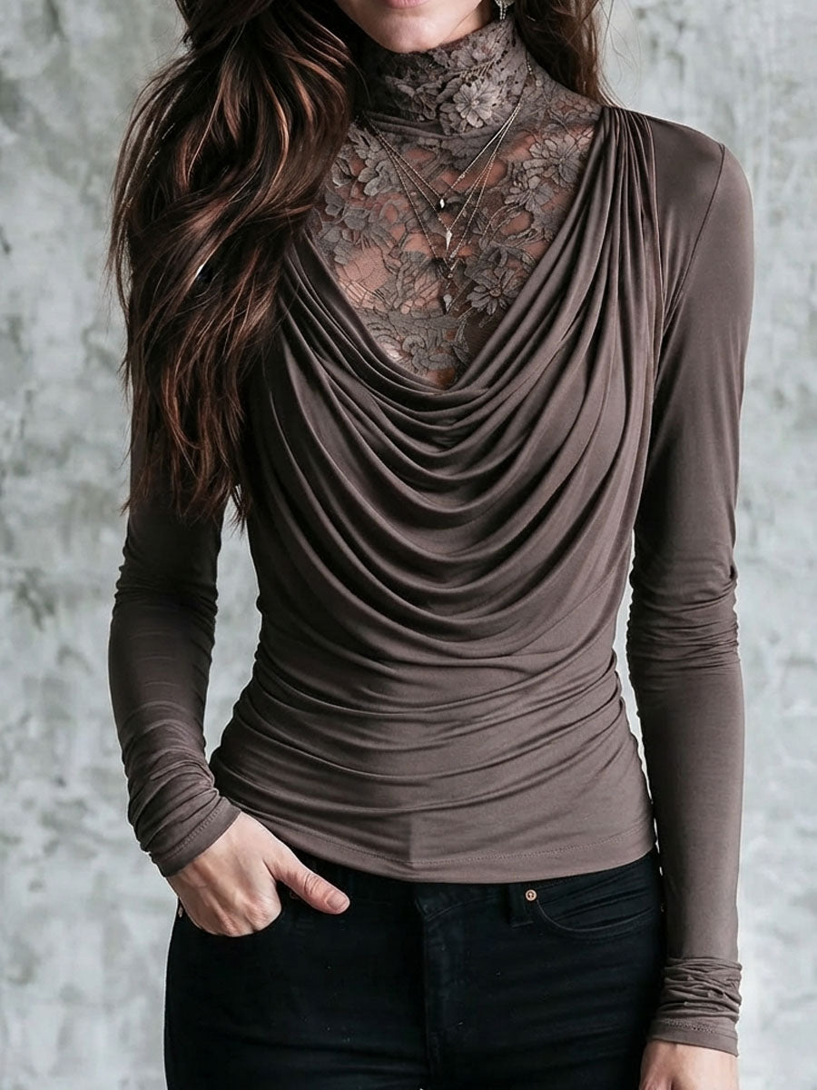 Top Boho Color Taupe Dos en Uno con Encaje, Cuello Alto y Escote Drapeado