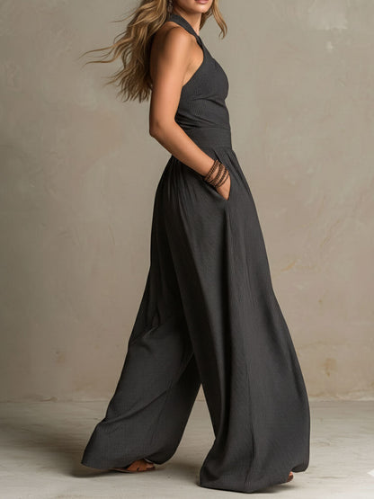 Mono Boho Gris Carbón de Pierna Ancha con Rayas Diplomáticas y Cuello Halter Cruzado