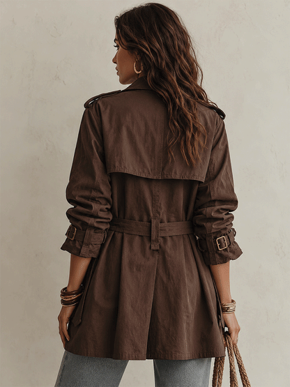 Gabardina Utility Chic Marrón Chocolate de Sarga de Algodón con Doble Botonadura y Cinturón