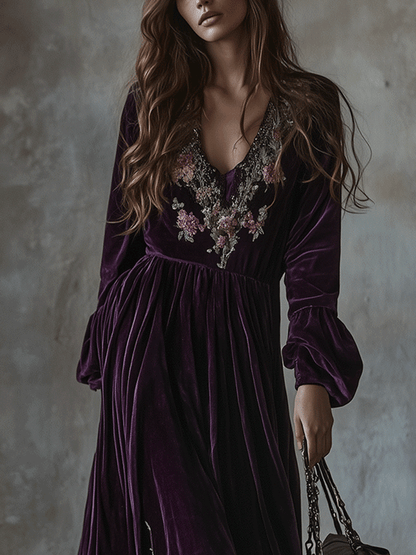 Vestido Maxi Vintage de Terciopelo con Bordado Floral
