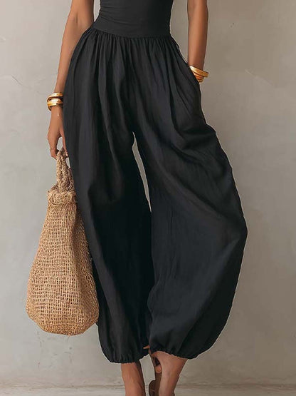 Mono Bohemio con Cuello Halter, Abertura Frontal y Pantalón Balloon